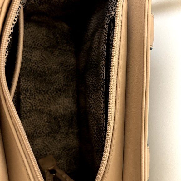 Purse - Picture 4 of 4